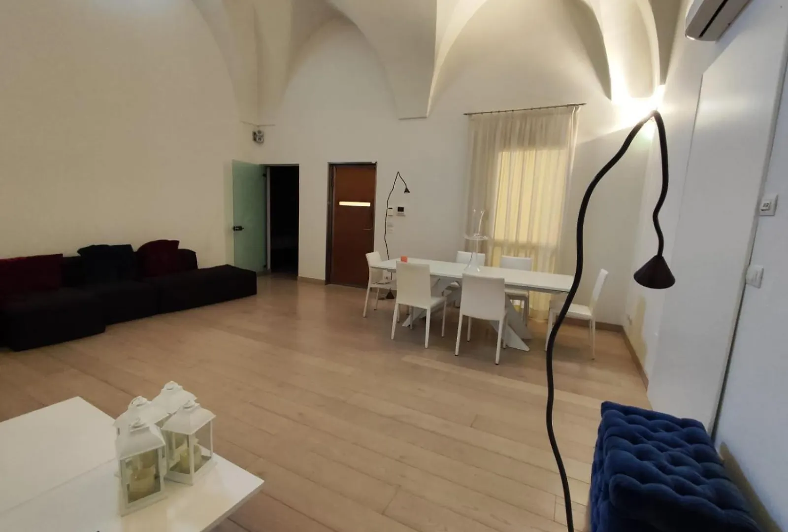 Suite Home D'Aragona Lecce 0*,